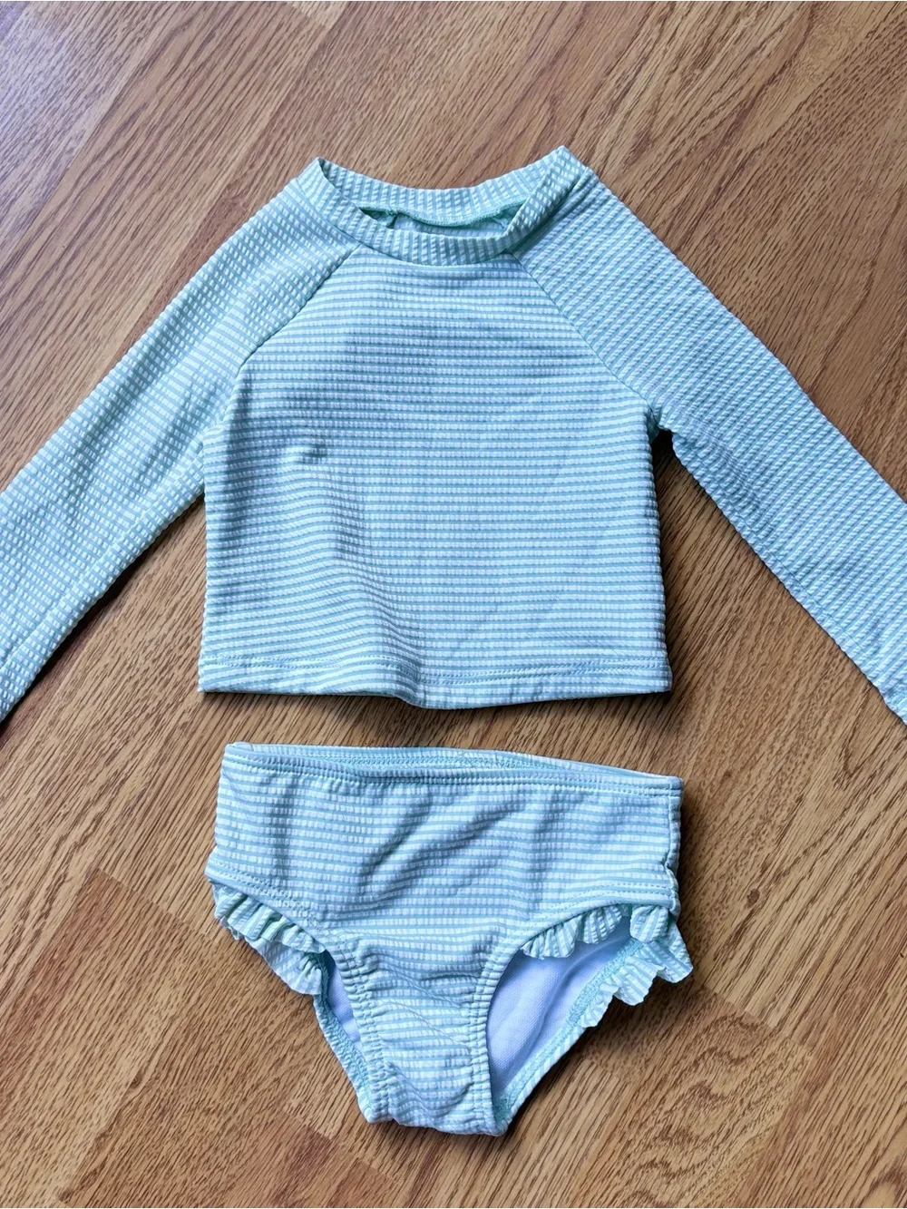 Cat & Jack Girls Long-Sleeve Mint Stripe Rash Guard Swimsuit & Hat Summer Sz 12M